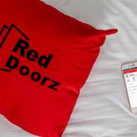 Reddoorz @ Panglima Polim 2 Hotel Jakarta Luaran gambar